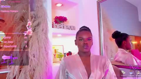 Snapshot of camiestrada chatting on 2, 2, 2025 camiestrada online show from 2, 2, 2025