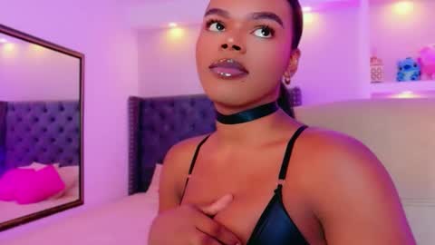 Snapshot of camiestrada chatting on 29, 9, 2025 camiestrada online show from 29, 9, 2025