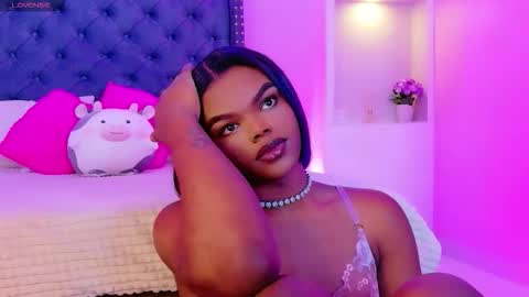 Snapshot of camiestrada chatting on 10, 11, 2025 camiestrada online show from 10, 11, 2025