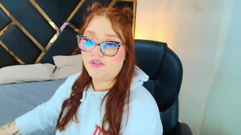 Snapshot of camiila_osorio chatting on 20, 5, 2026 Camila Osorio online show from 20, 5, 2026