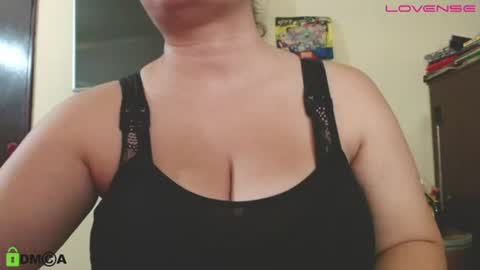 Snapshot of camiilahotxxx chatting on 15, 7, 2026 Camila online show from 15, 7, 2026