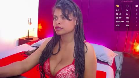 Snapshot of camiilareyes chatting on 4, 2, 2025 CamiilaReyes online show from 4, 2, 2025