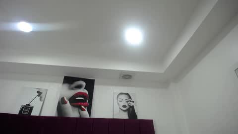 Snapshot of camiilareyes chatting on 18, 9, 2025 CamiilaReyes online show from 18, 9, 2025