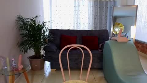 Snapshot of camil_milfdream chatting on 30, 1, 2025 Camil online show from 30, 1, 2025