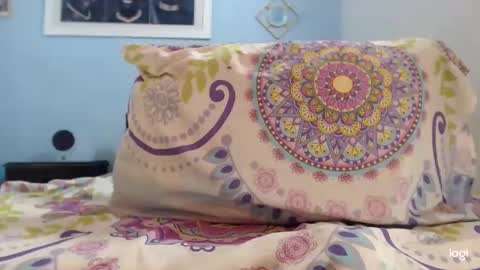 Instagram camila blande1 online show from 3, 12, 2024