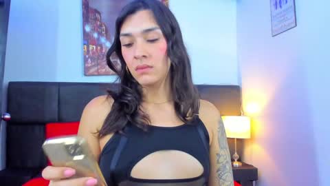  s online show from 17, 1, 2025