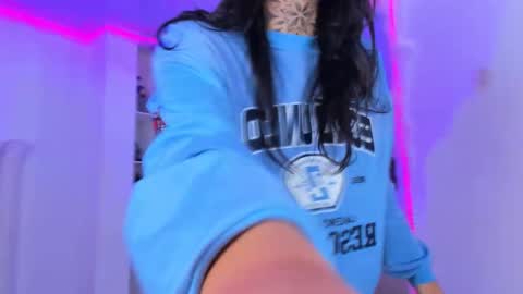  s online show from 25, 10, 2025