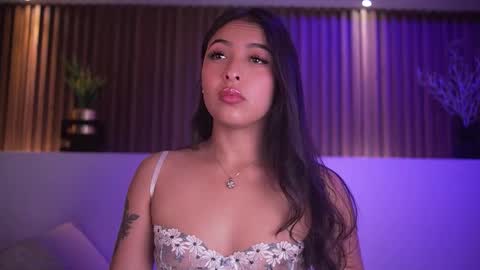 Snapshot of camila_dupont chatting on 19, 11, 2025 Camila online show from 19, 11, 2025