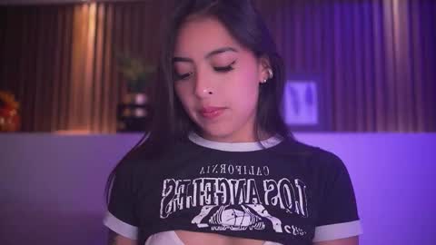 Snapshot of camila_dupont chatting on 25, 11, 2025 Camila online show from 25, 11, 2025