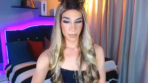Snapshot of camila_hoottie chatting on 28, 12, 2024 Camila online show from 28, 12, 2024
