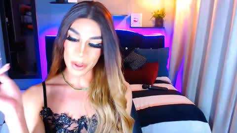 Snapshot of camila_hoottie chatting on 27, 1, 2025 Camila online show from 27, 1, 2025