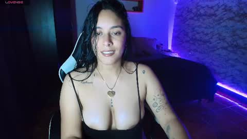 Snapshot of camila_iroose chatting on 3, 7, 2026 Camila Roose online show from 3, 7, 2026