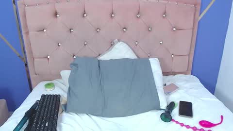 Snapshot of camila_nolimit chatting on 15, 11, 2025 Camila online show from 15, 11, 2025