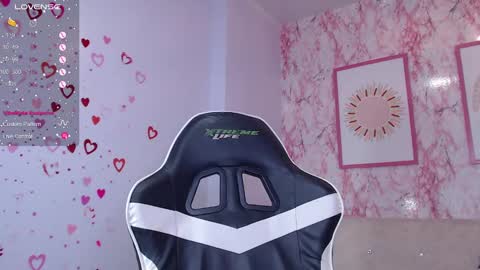 Snapshot of camila_pandora_ch chatting on 5, 12, 2024 Cami online show from 5, 12, 2024