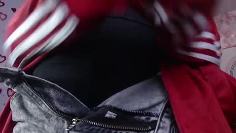 Snapshot of camila_pandora_ch chatting on 9, 2, 2025 Cami online show from 9, 2, 2025