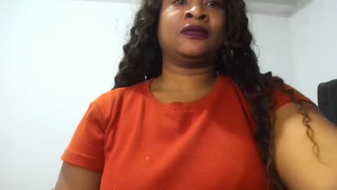 Camila online show from 28, 2, 2025