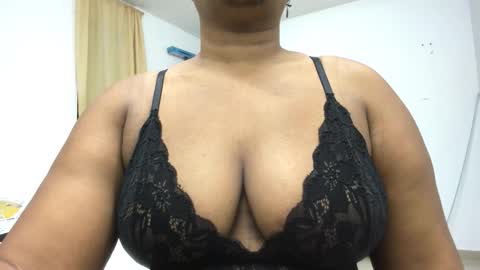 Camila online show from 21, 11, 2025