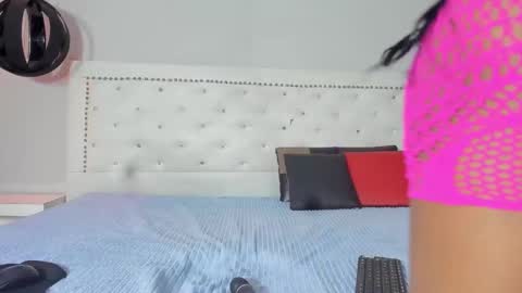 Snapshot of camila_thomsson chatting on 21, 12, 2024 Cami thomsson online show from 21, 12, 2024