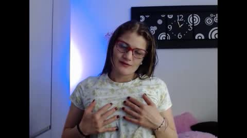 Snapshot of camila_ventura chatting on 30, 9, 2025 Camila ventura online show from 30, 9, 2025