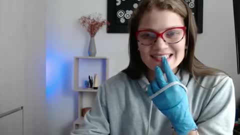 Snapshot of camila_ventura chatting on 2, 10, 2025 Camila ventura online show from 2, 10, 2025