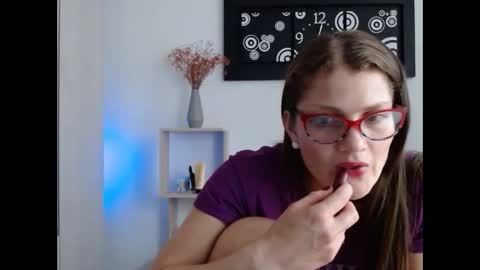 Snapshot of camila_ventura chatting on 3, 10, 2025 Camila ventura online show from 3, 10, 2025