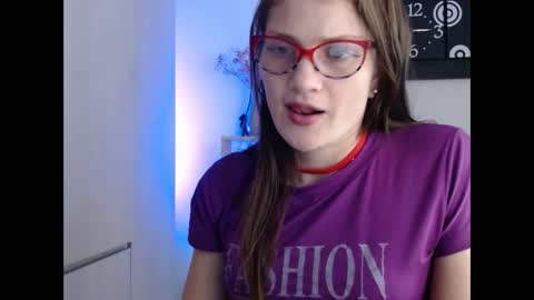 Snapshot of camila_ventura chatting on 26, 10, 2025 Camila ventura online show from 26, 10, 2025