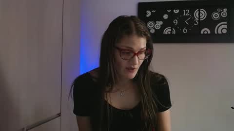 Snapshot of camila_ventura chatting on 7, 11, 2025 Camila ventura online show from 7, 11, 2025