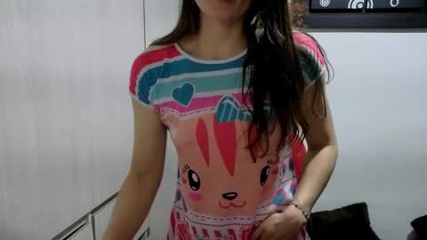 Snapshot of camila_ventura chatting on 9, 11, 2025 Camila ventura online show from 9, 11, 2025