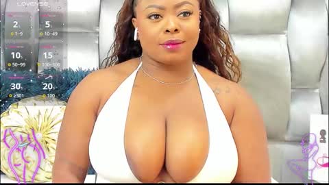 Snapshot of camilabenitezz chatting on 13, 9, 2025 camila benitez online show from 13, 9, 2025