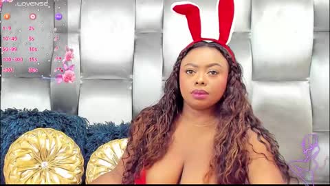 Snapshot of camilabenitezz chatting on 21, 12, 2025 camila benitez online show from 21, 12, 2025