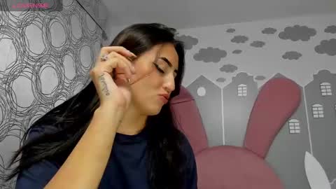 Snapshot of camilahunter__ chatting on 11, 2, 2025 Camila online show from 11, 2, 2025