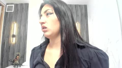 Snapshot of camilahunter__ chatting on 22, 10, 2025 Camila online show from 22, 10, 2025