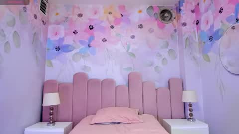 Snapshot of camilahunter__ chatting on 28, 11, 2025 Camila online show from 28, 11, 2025