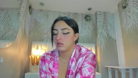 Snapshot of camilahunter__ chatting on 23, 12, 2025 Camila online show from 23, 12, 2025