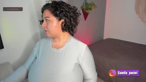 Snapshot of camilapastel chatting on 6, 10, 2025 Camila  OF camilapastel   online show from 6, 10, 2025