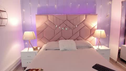 Snapshot of camilarivers chatting on 20, 9, 2025 Camila online show from 20, 9, 2025