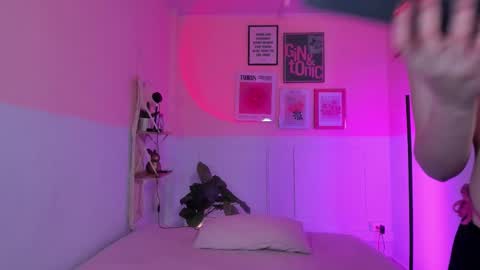 Snapshot of camilarivers chatting on 15, 10, 2025 Camila online show from 15, 10, 2025