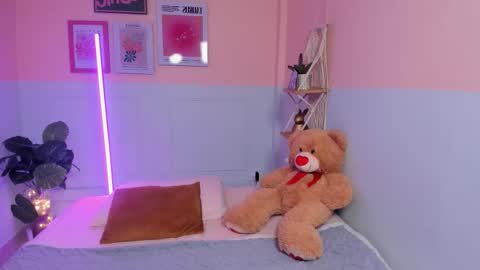 Snapshot of camilarivers chatting on 5, 12, 2025 Camila online show from 5, 12, 2025