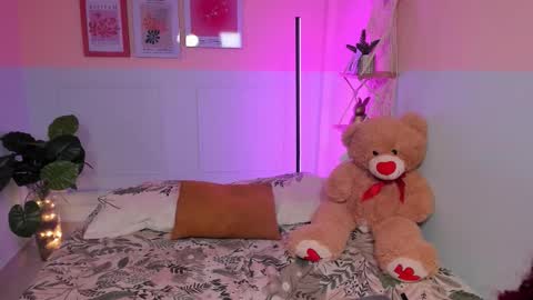 Snapshot of camilarivers chatting on 16, 12, 2025 Camila online show from 16, 12, 2025