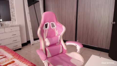 X IGcamiryan01 online show from 21, 11, 2025