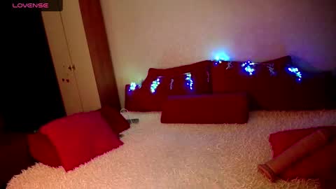 camilashine online show from 13, 2, 2025