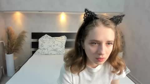 Camilla online show from 17, 10, 2025