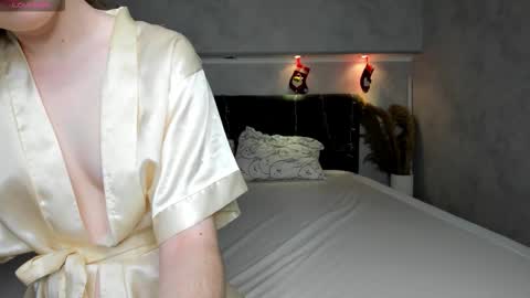 Snapshot of camilla_kelly chatting on 14, 12, 2025 Camilla online show from 14, 12, 2025