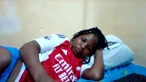 Snapshot of camillah_sweet chatting on 17, 5, 2026 camillah_sweet online show from 17, 5, 2026