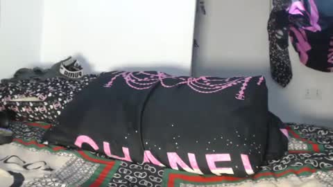 Snapshot of camillasoofine chatting on 21, 6, 2026 camillasoofine online show from 21, 6, 2026
