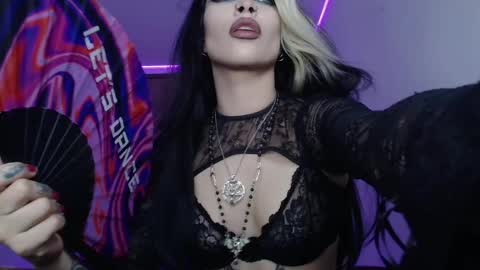 Camille  online show from 15, 2, 2025