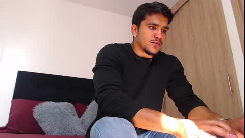 camilo_contre21 online show from 24, 9, 2025
