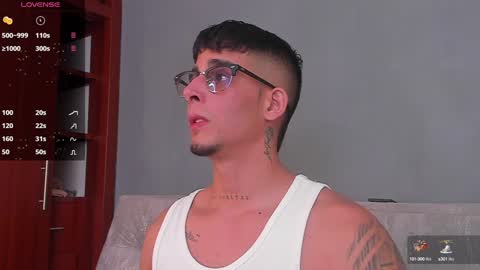   INDEPENDENT MODEL online show from 25, 12, 2024