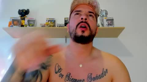 Snapshot of camilo_restrepo21 chatting on 15, 12, 2025 camilo_restrepo21 online show from 15, 12, 2025