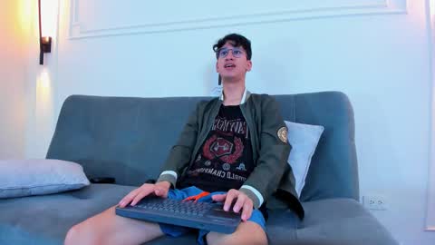 Snapshot of camilo_stark chatting on 9, 11, 2025 Camilo online show from 9, 11, 2025